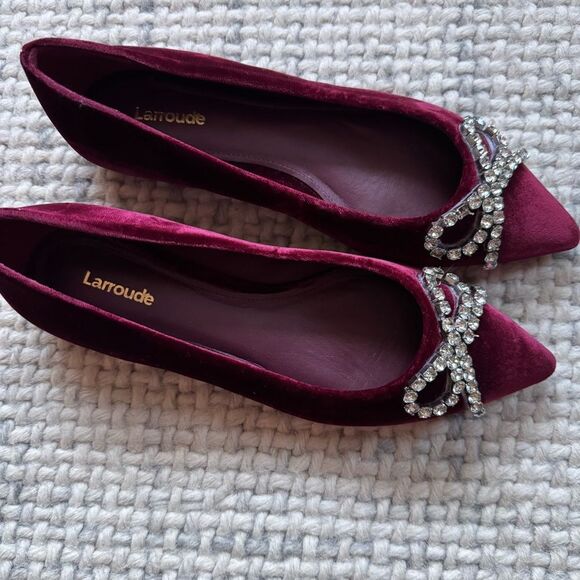 NEW Larroude Lee Crystal-Embellished Bow Velvet Ballet Flats 7.5 - Picture 2 of 6